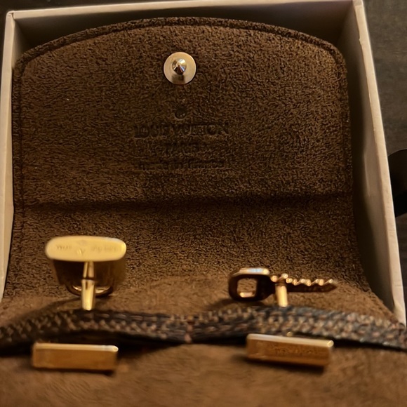 Louis Vuitton Lock & Key Cufflinks - Picture 6 of 11